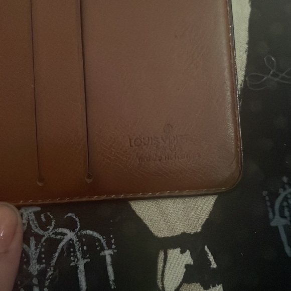 Authentic Louis Vuitton wallet - Picture 4 of 11
